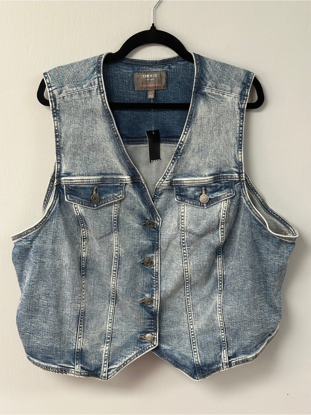 Torrid Vintage Stretch Western Denim Vest 4X NWT